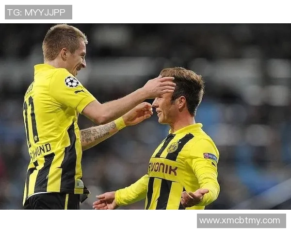 身高174米的足球明星如何在绿茵场上展现非凡才华与魅力